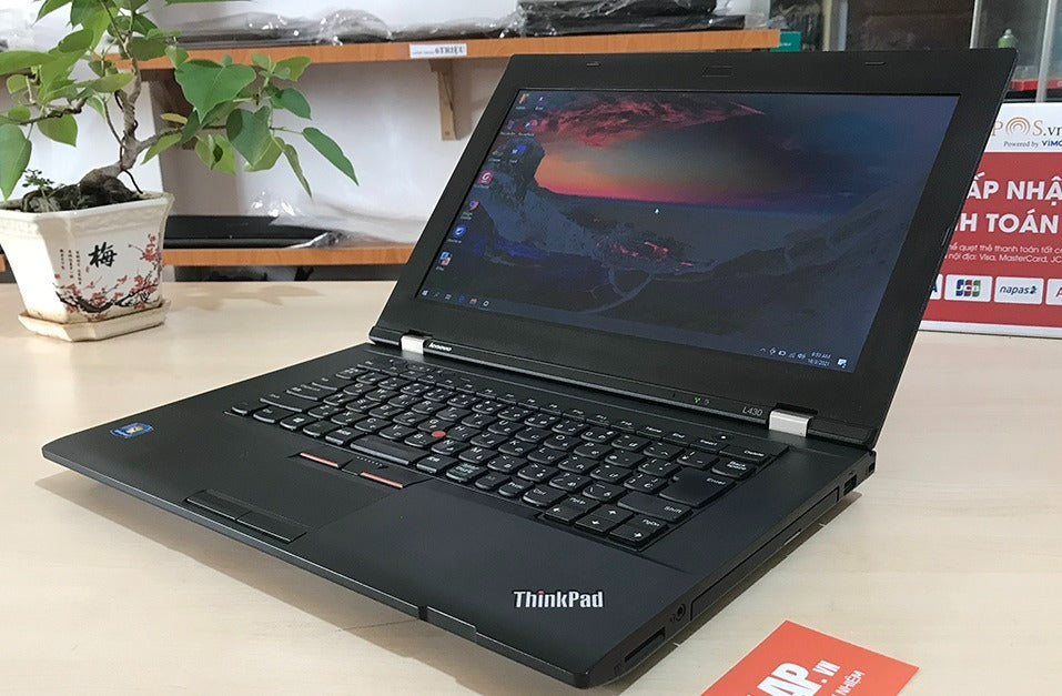 Lenovo intel processor i3 or i5 mix(8 GB Ram, 256 GB SSD) 1 Year Warranty