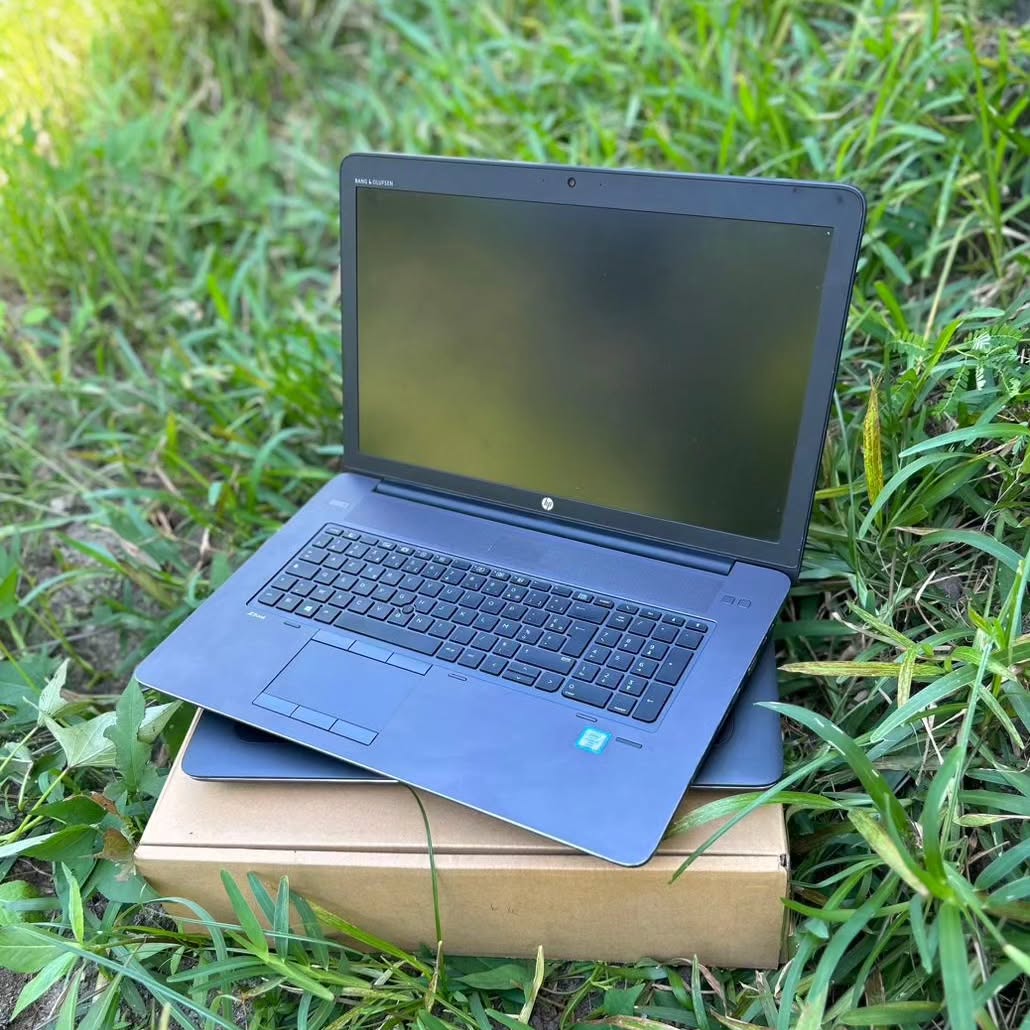 HP ZBook 15.6 FHD Intel Core i7 6th Workstation Laptop ( 16 GB Ram ,512 GB SSD, QUALCOMM Graphics,Windows 11 ,Ms Office) 1 year warranty