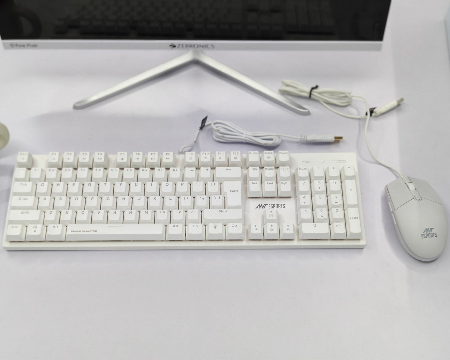 Intel core I5 3rd Gen (8 GB Ram,256 GB SSD, 1TB HDD) 22 inch Monitor, Keyboard and Mouse- 3 Years Warranty