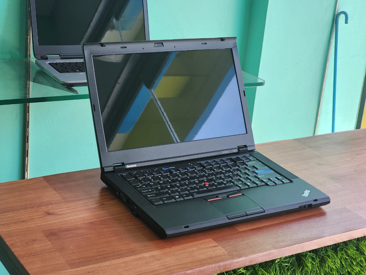 Lenovo intel i3 and DC GB Ram, 500 GB HDD, Wifi, Bluetooth, 14