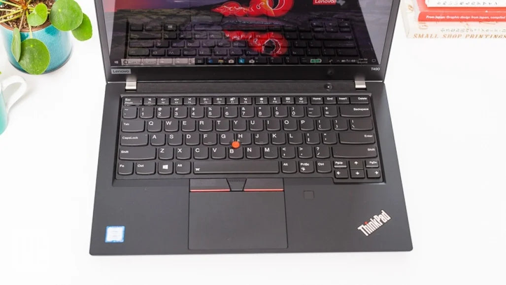 Lenovo ThinkPad T490 i5 8th Gen(16/512/4 Gb UHD Graphics) 1 year warranty
