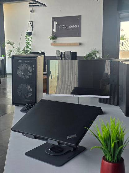 Lenovo ThinkPad T470  i5 7th gen (8 Gb RAM, 256 GB SSD,4 Gb Onboard  UHD Graphics ) - 1 year warranty (Refurbished)