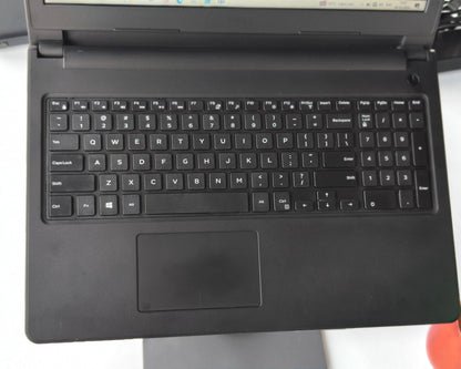 Dell Inspiron 15-3567 i3 6th Gen (8 GB RAM,256 GB SSD,Onboard UHD Graphics) - 1 Year Warranty (Refurbished)