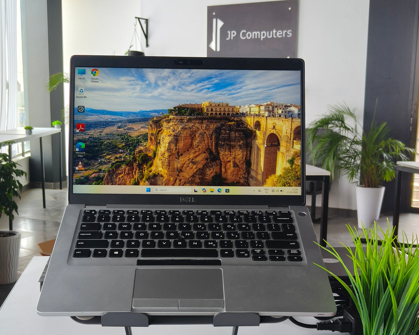 Dell Latitude 5410 i5 10th Gen (16 GB RAM,512 GB SSD,Onboard UHD Graphics) - 1 Year Warranty (Refurbished)