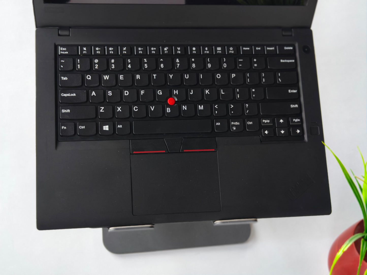 Lenovo ThinkPad T480  i5 8th gen (8 GB RAM,256 GB NVme,4 Gb Onboard UHD Graphics) - 1 Year Warranty (Refurbished)