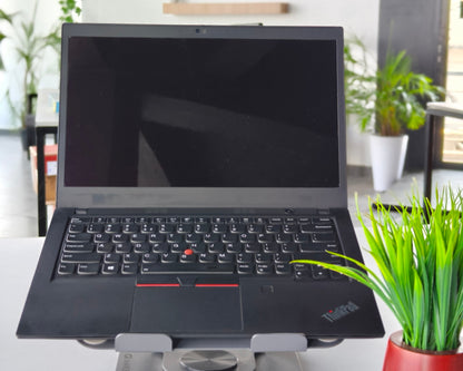 Lenovo ThinkPad T14 i5 10th Gen(16 GB RAM,512 GB NVme,4 Gb Onboard UHD Graphics) - 1 Year Warranty (Refurbished)