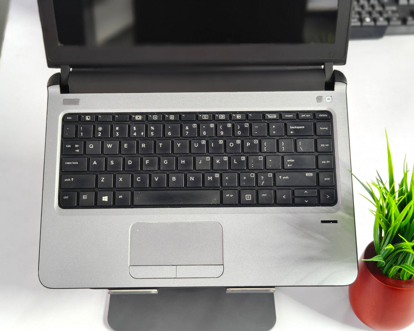 HP Probook 430 G3 i5 6th Gen(8GB RAM, 256GB SSD, Onboard UHD Graphics) - 1 Year Warranty (Refurbished)