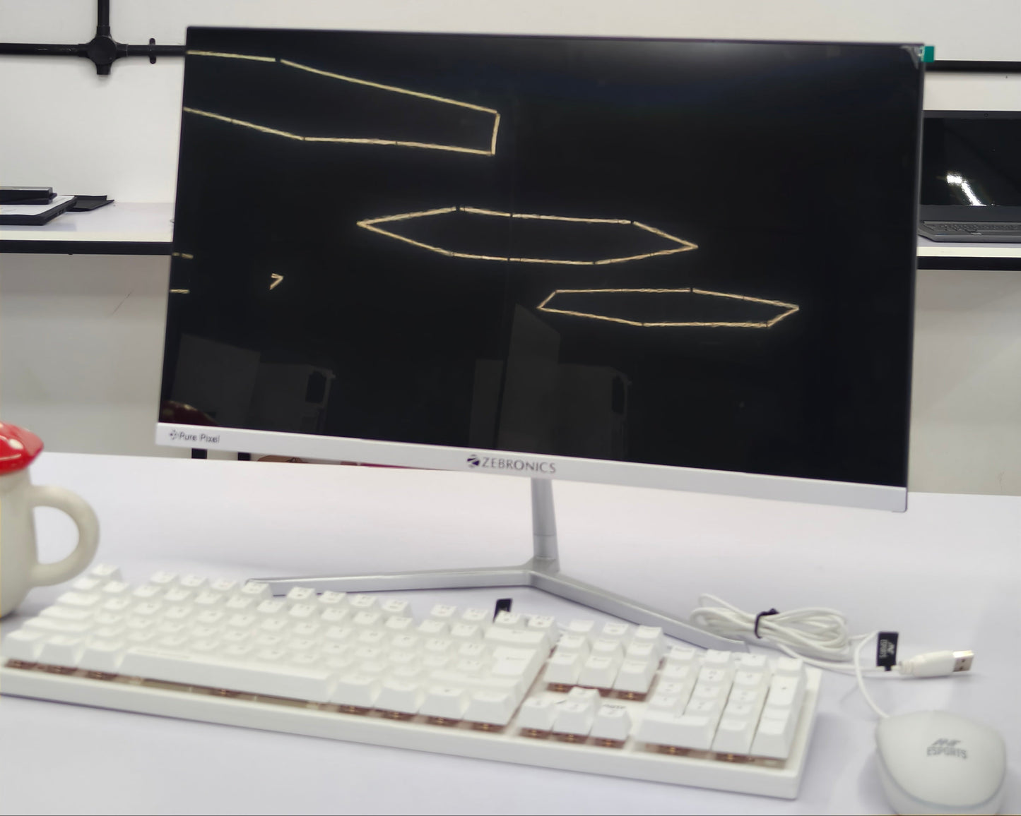Intel core I5 6th Gen (8 GB Ram,256 GB SSD, 1TB HDD) 22 inch Monitor, Keyboard and Mouse- 3 Years Warranty