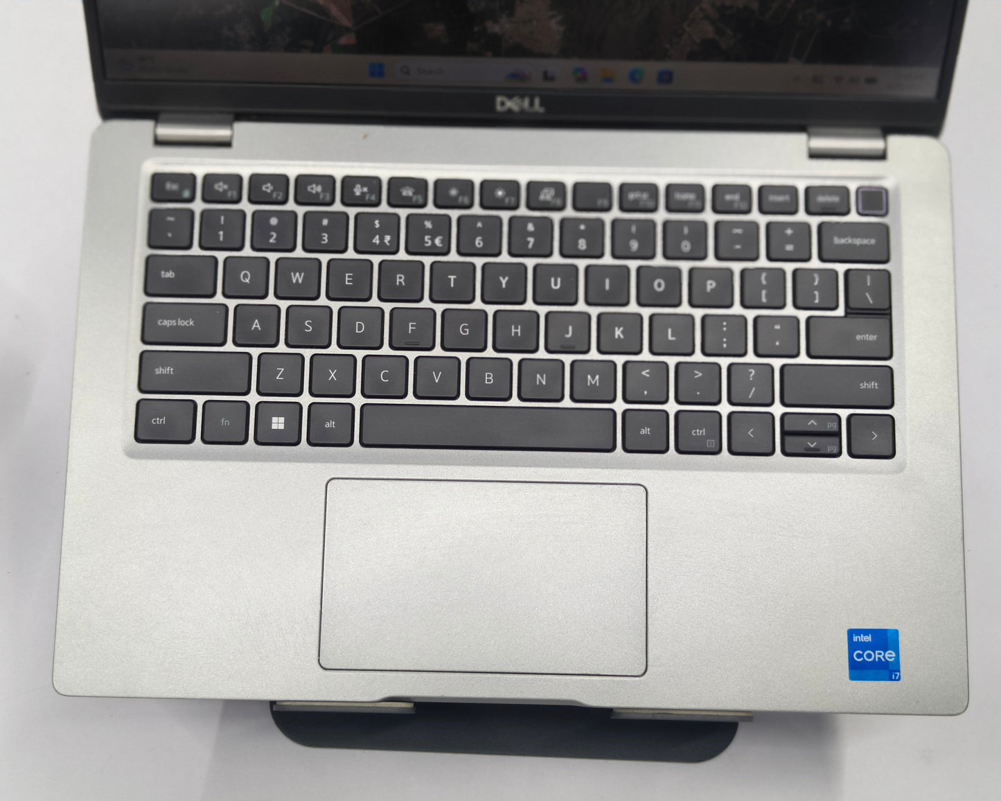Dell Latitude 5430 i7 12th Gen (16 GB RAM,512 GB NVme,8 GB Onboard UHD Graphics) - 1 Year Warranty (Demo)