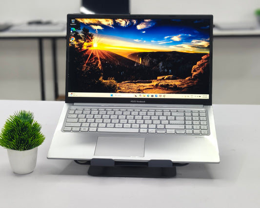 Asus Vivobook i3 13th Gen (8 GB RAM, 512 GB SSD,4 GB UHD Graphics) - 1 year warranty (Refurbished)
