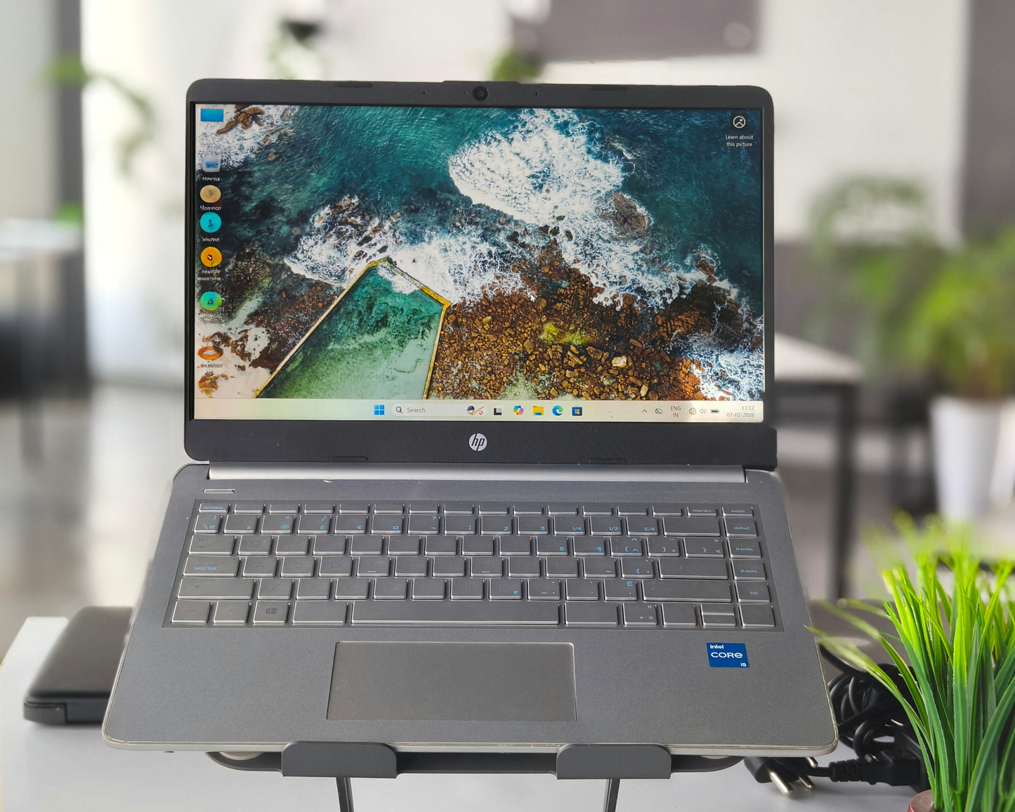 Hp Laptop 14 i5 11th Gen (8 GB RAM,256 GB SSD,Onboard UHD Graphics) - 1 Year Warranty (Refurbished)