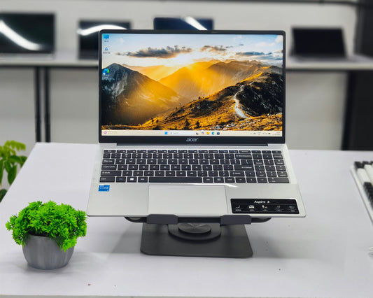Acer Aspire 3 A325-53 i3 13th gen (8 GB RAM,512 GB NVme,4 Gb Onboard UHD Graphics) - 3 Years Warranty (Demo)