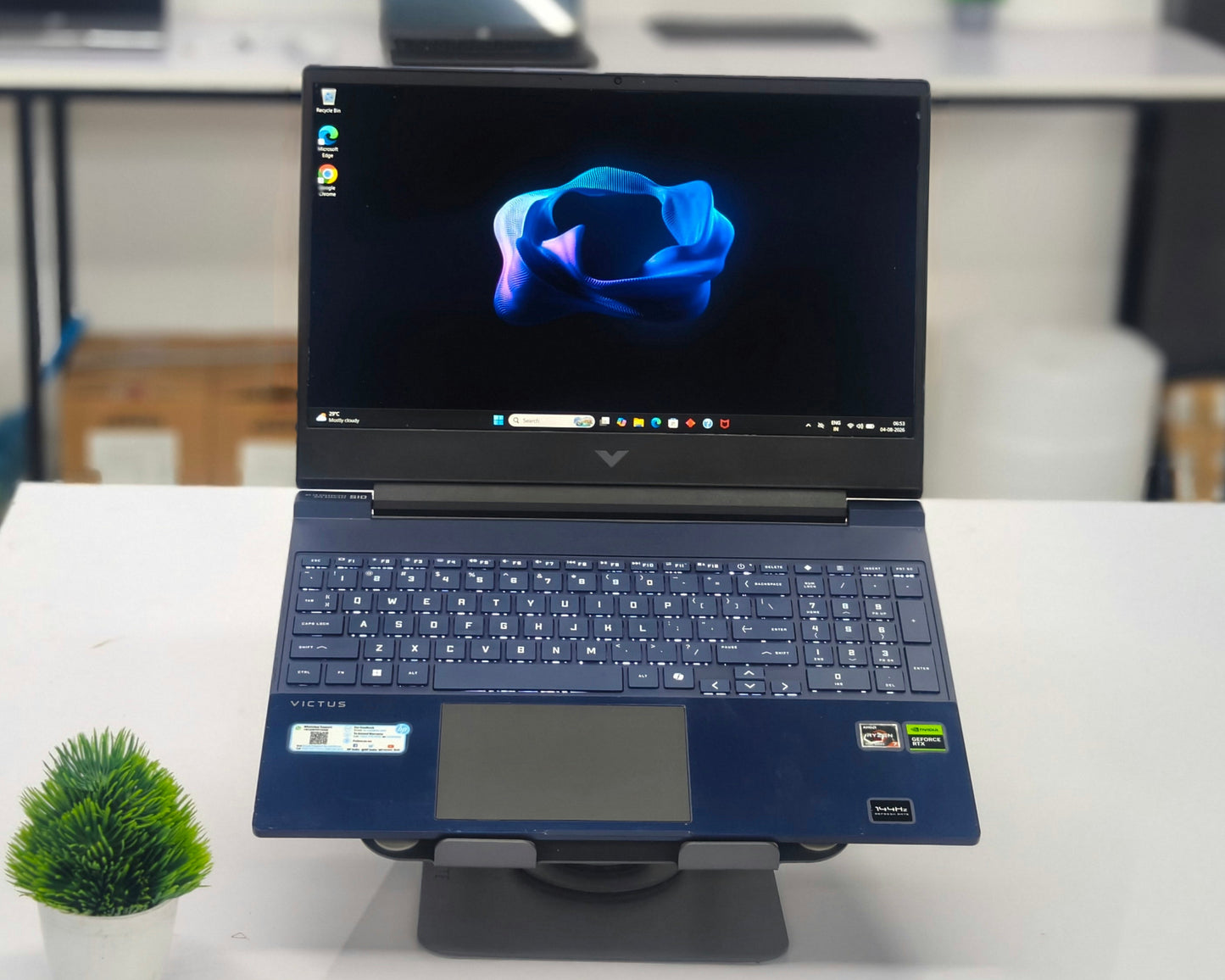 HP Victus 15 Ryzen 7 (16 Gb RAM, 512 GB SSD,6 GB NVIDIA Graphics) - 1 year warranty (Demo)