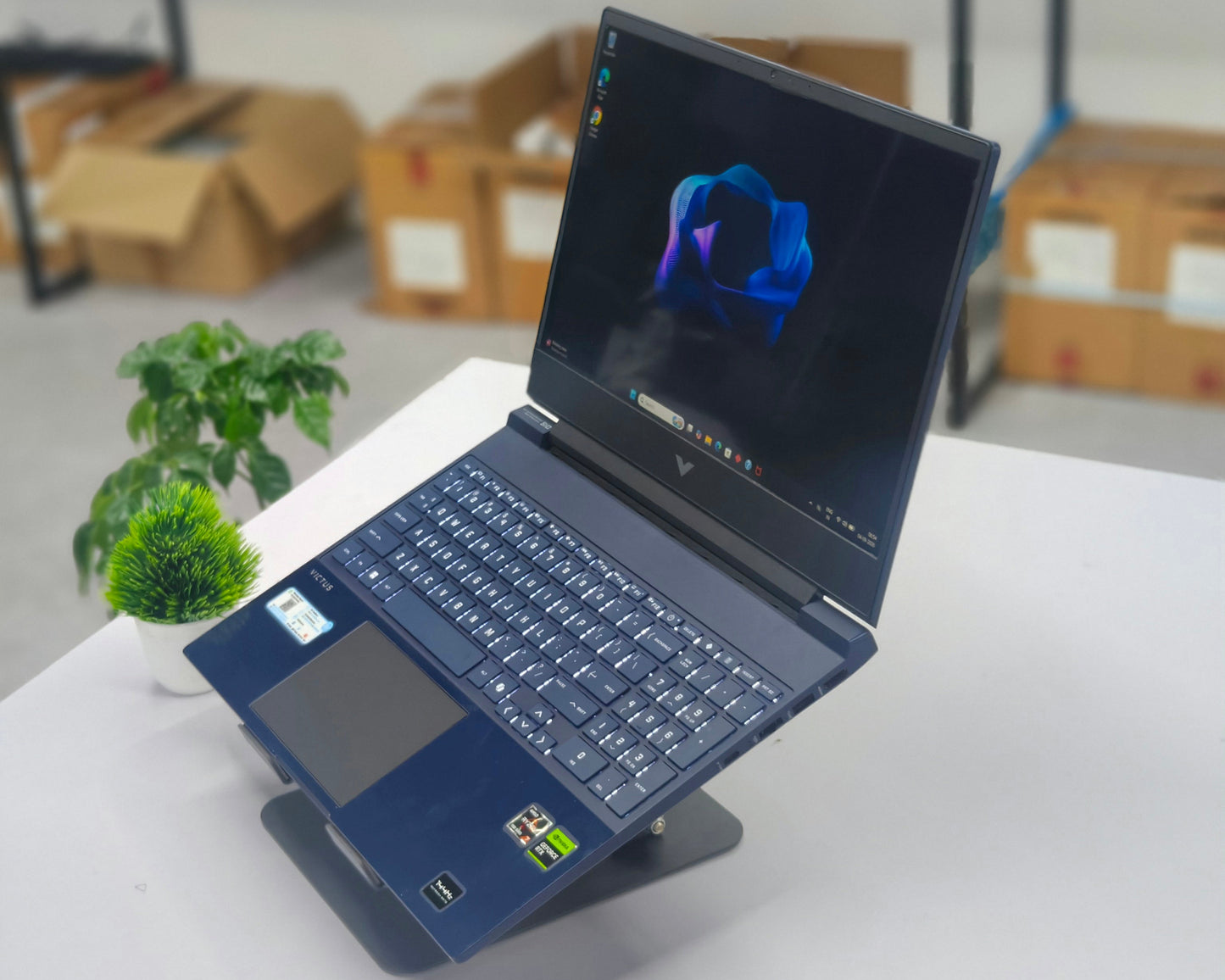 HP Victus 15 Ryzen 7 (16 Gb RAM, 512 GB SSD,6 GB NVIDIA Graphics) - 1 year warranty (Demo)