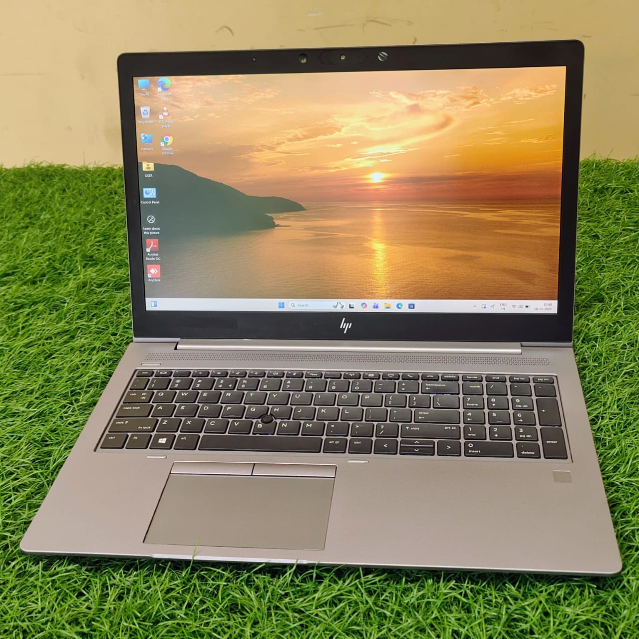 HP ZBook 15u G6 Workstation Laptop i7 8th Gen(16 GB Ram,512 GB Nvme SSD,4 GB Graphics card AMD Radeon)