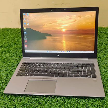 HP ZBook 15u G6 Workstation Laptop i7 8th Gen(16 GB Ram,512 GB Nvme SSD,4 GB Graphics card AMD Radeon)