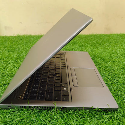 HP ZBook 15u G6 Workstation Laptop i7 8th Gen(16 GB Ram,512 GB Nvme SSD,4 GB Graphics card AMD Radeon)