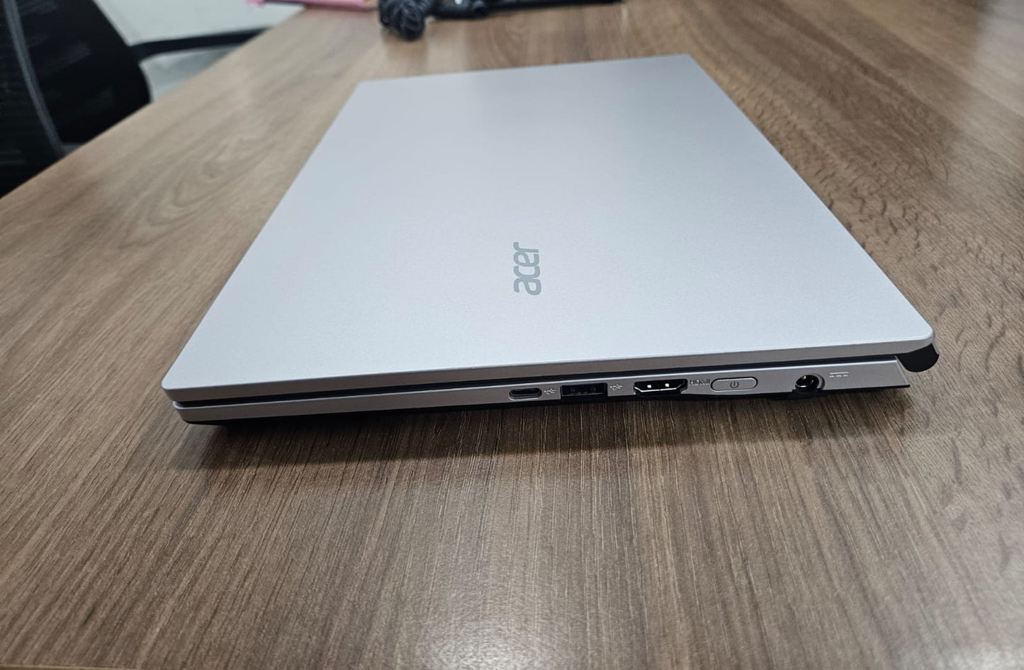 Acer one 14 Ryzen 3 3250 (8 GB Ram, 256 GB SSD, 4GB UHD Graphics)- 1 Year Warranty (BRAND NEW)
