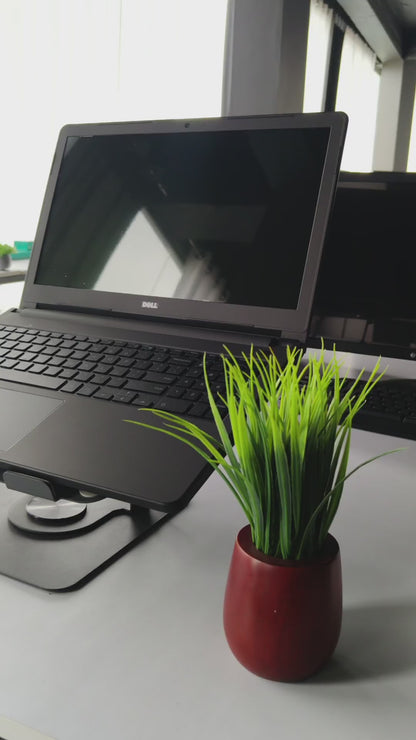 Dell Vostro 3558 i3 5th Gen(8GB RAM, 256GB SSD, Onboard UHD Graphics) - 1 Year Warranty (Refurbished)